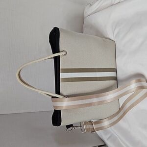 HAUTE SHORE GREYSON MEDIUM TOTE BAG IN CREME